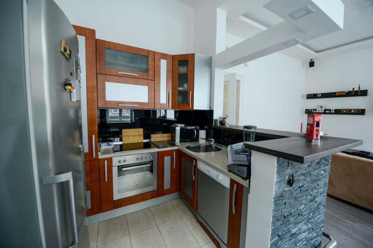 East-West Apartment Sarajevo Bagian luar foto